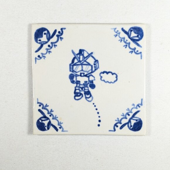 Gundam inspired hand painted Delft Blue tile - Picture 8 of 8